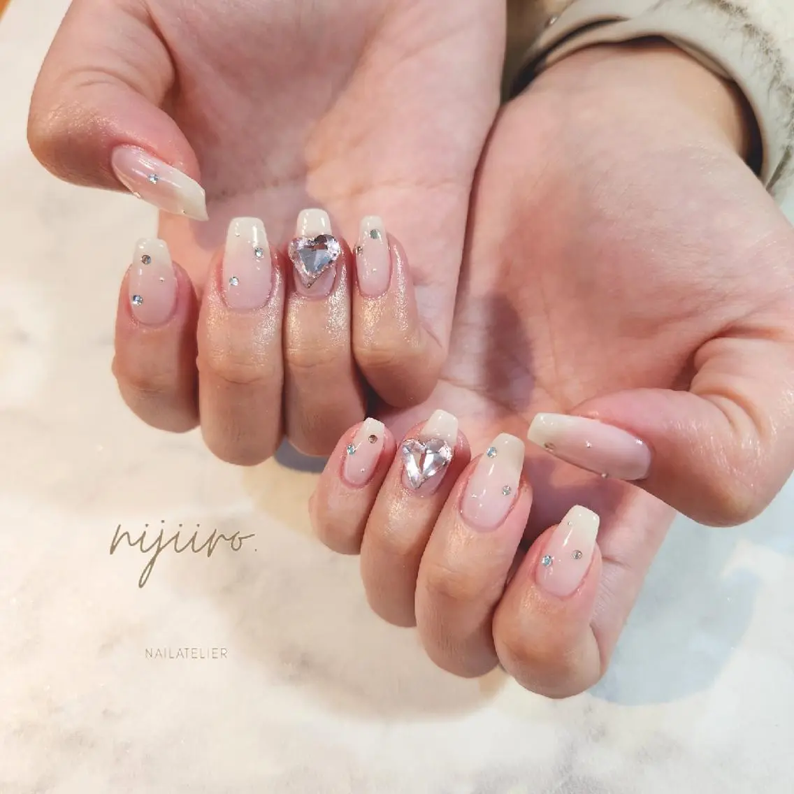 ネイル ハンドネイル nijiiro🌈 サトウのネイルデザイン