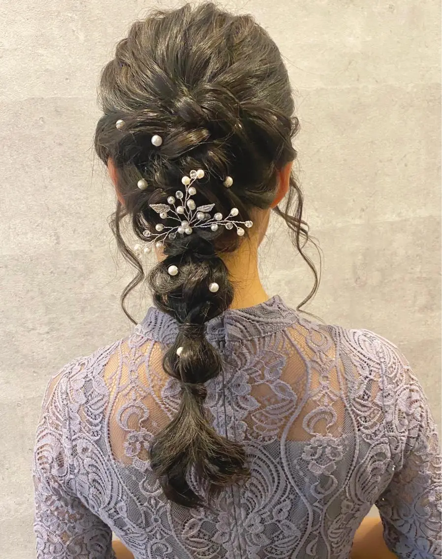 ヘアセット ⑦編み込みアレンジ ライブやイベントに!華やかなフェミニンスタイルに仕上がります!の写真