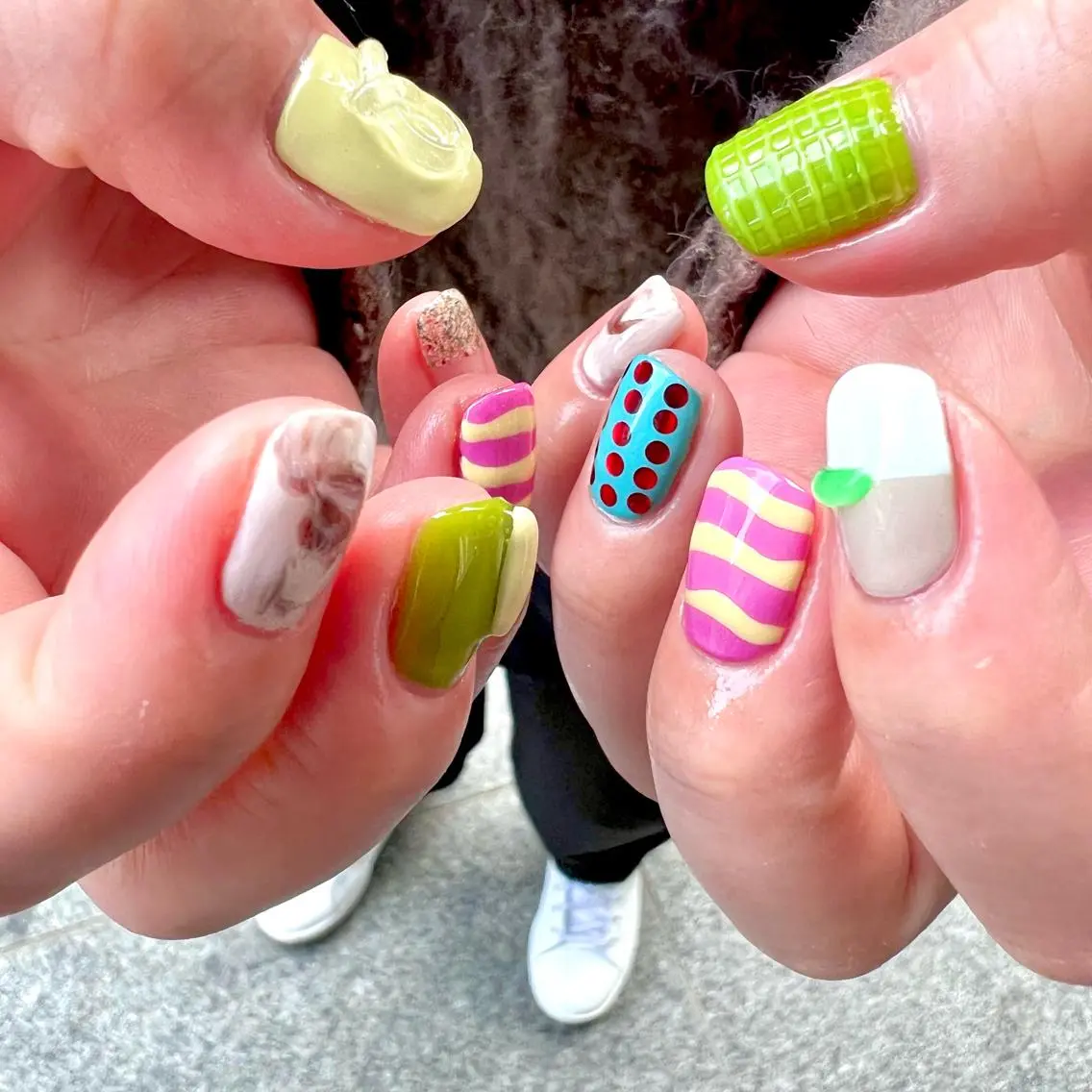 ネイル 春ネイル ハンドネイル 🧁🥕 asukaのネイルデザイン