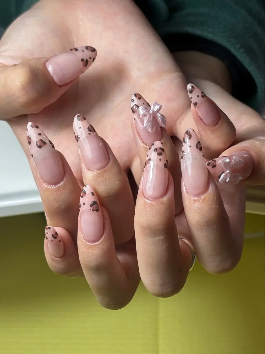 ネイル ハンドネイル .unff サラ🦷のネイルデザイン