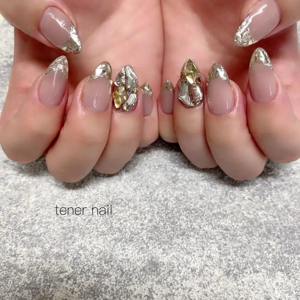 ネイル フレンチネイル ガラスフレンチ ストーンネイル テネルネイル tener nailのネイルデザイン