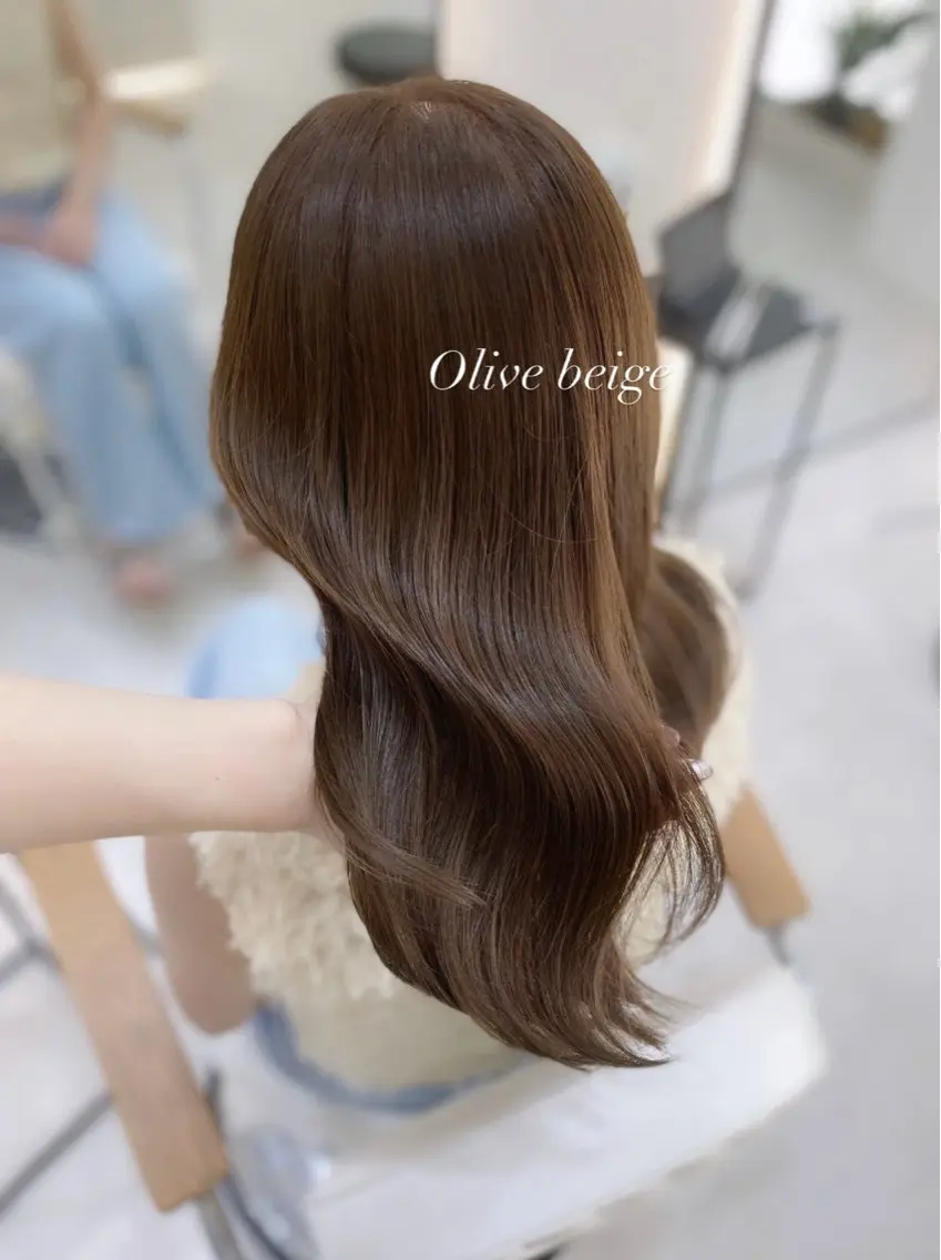 ミディアム カラー ベージュカラー オリーブベージュ トリートメント カット ヘアカラー トリートメント 艶髪・透明感カラー・ 韓国ヘア・Yuriのヘアスタイル