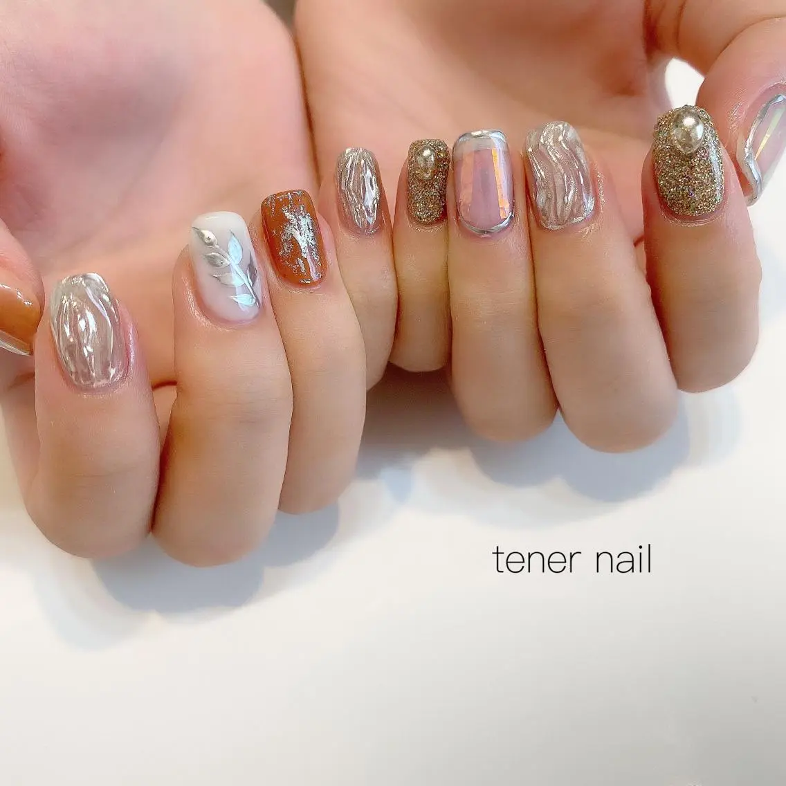 ネイル ミラーネイル ニュアンスネイル テネルネイル tener nailのネイルデザイン