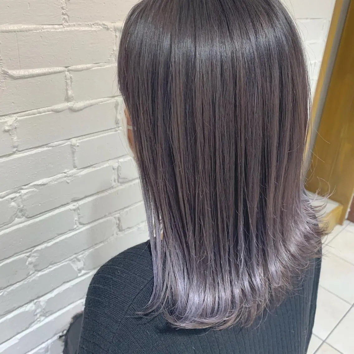 ミディアム カラー ブリーチ 澤田 しおりのヘアスタイル