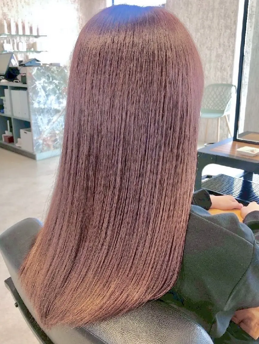 カラー コト ネのヘアスタイル