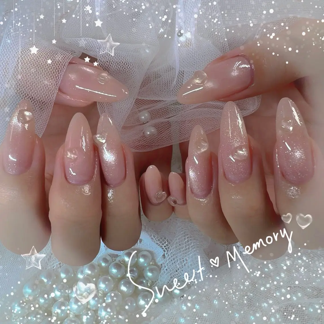 ネイル チークネイル フレンチネイル ガーリー ガラスフレンチ グラデーション ハンドネイル ハンドケア Chill Nailsalonのネイルデザイン