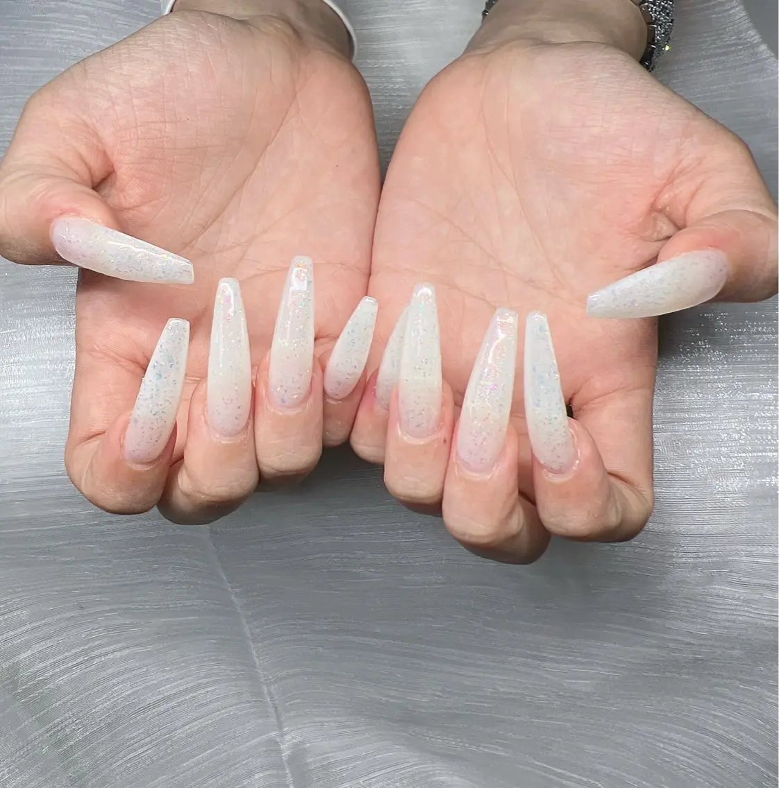ネイル 長さ出し グラデーション 卒業式 キラキラネイル マグネットネイル ハンドネイル Lee Nailsのネイルデザイン