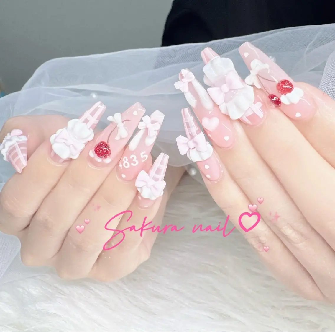 ネイル オーロラネイル クリアネイル フラッシュネイル フレンチネイル ジェルネイル ハンドネイル Sakura Nanaのネイルデザイン