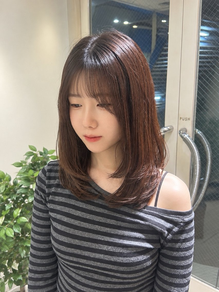 ミディアム カット momoha 『モテヘア🍓』のヘアスタイル