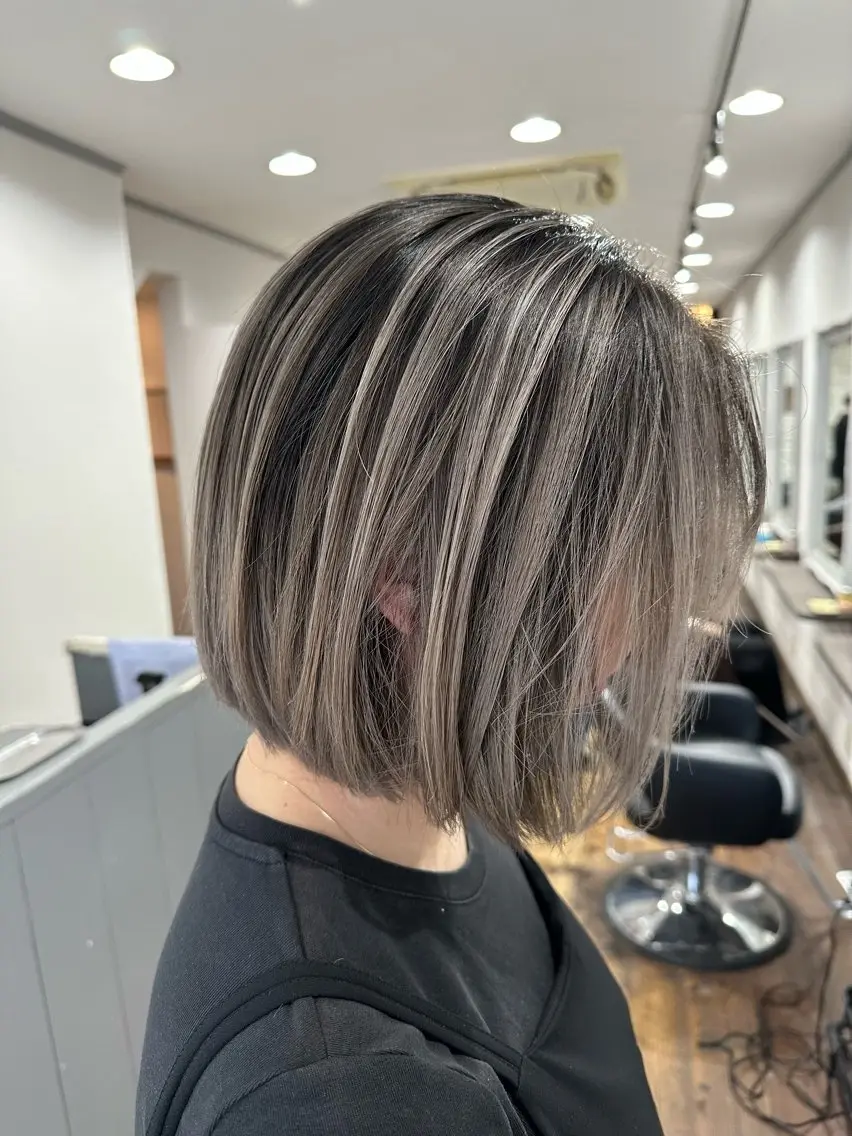 ショート カット ヘアカラー トリートメント バレイヤージュ 隅中秀弥のヘアスタイル