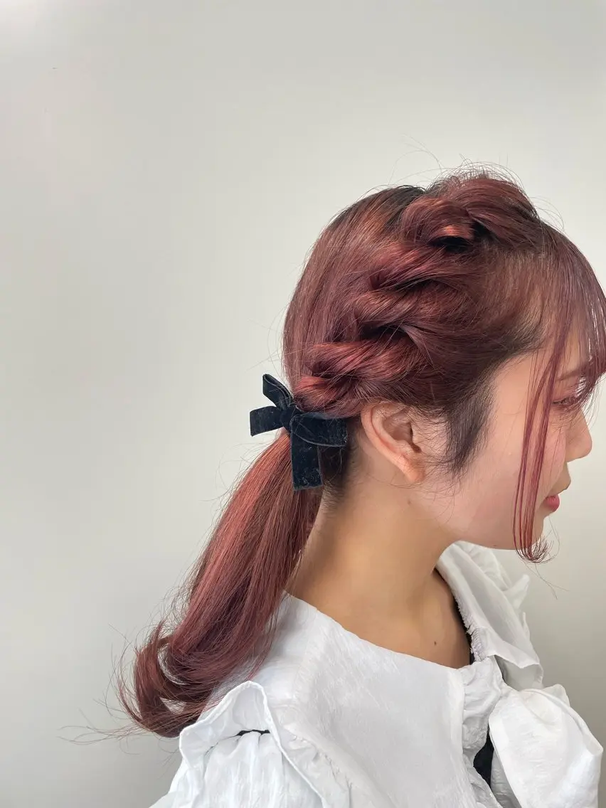 ヘアアレンジ ヘアセット ピンクカラーアレンジ 🩷AYANA🩷のヘアスタイル