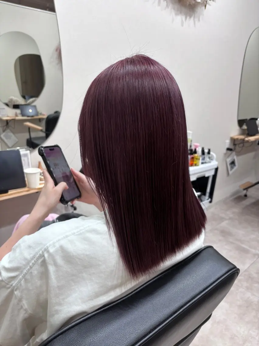 ミディアム カラー ヘアカラー トリートメント ヘッドスパ 🪼高評価🪼 💎藤咲💎のヘアスタイル