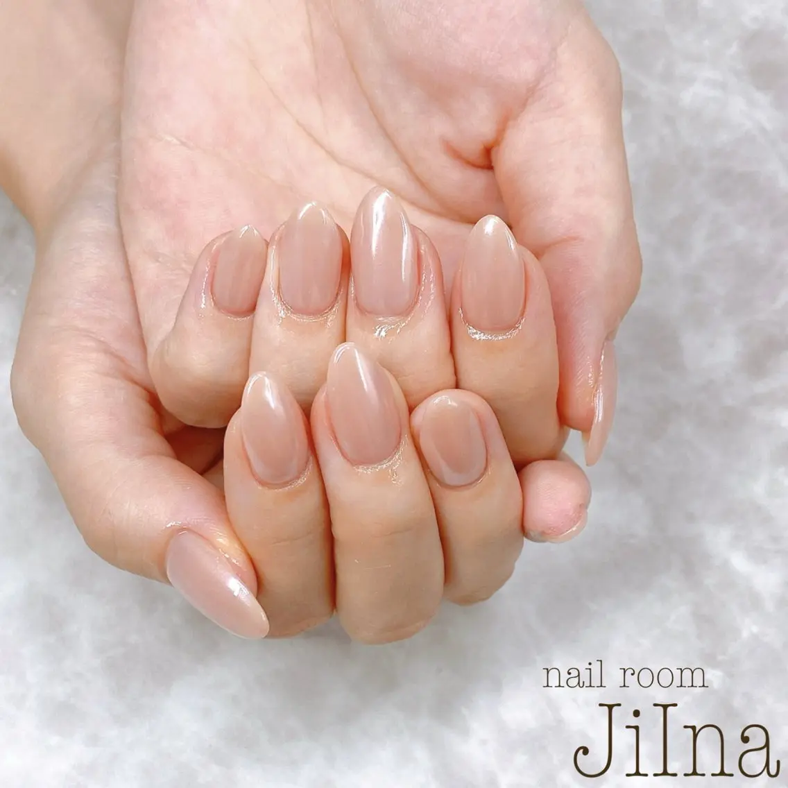 ネイル ミラーネイル ワンカラーネイル ホワイト JiIna nailのネイルデザイン