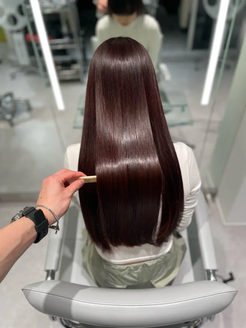 ロング カラー カット 縮毛矯正 トリートメント unique RINNEのヘアスタイル