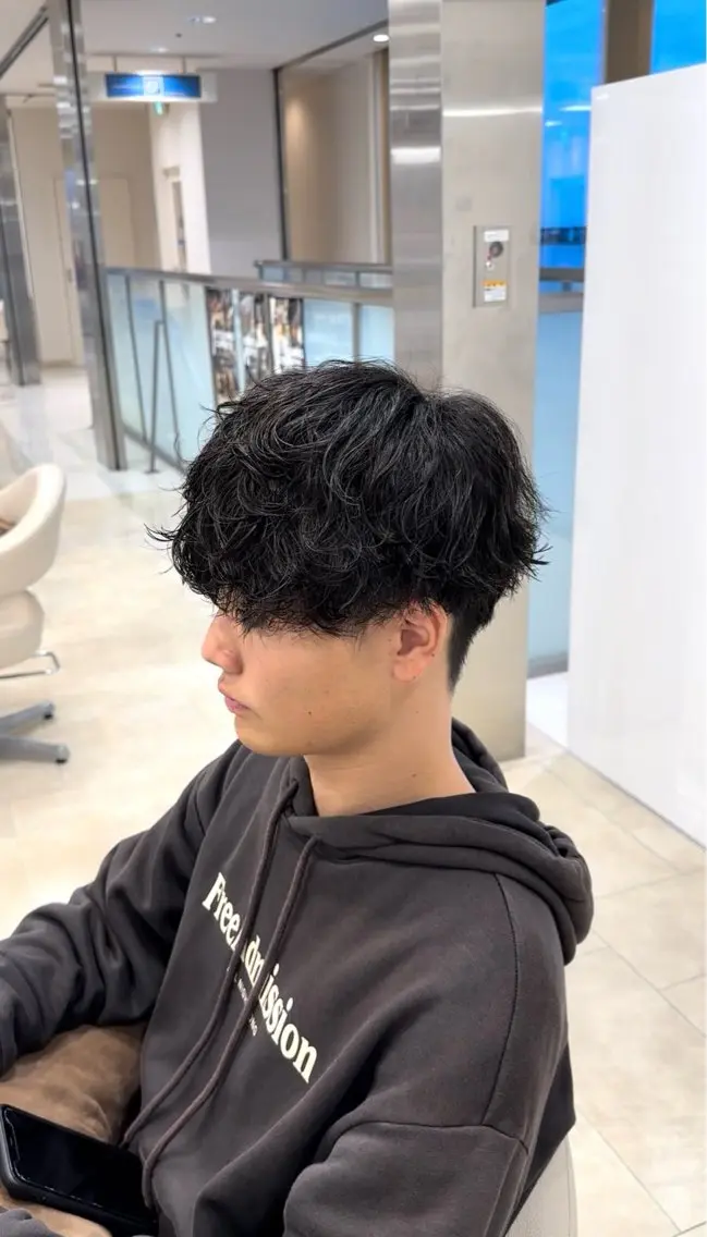パーマ メンズ 艶髪 黄金比みくのヘアスタイル