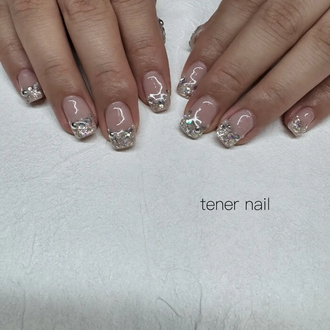 ネイル フレンチネイル キラキラネイル ハンドネイル テネルネイル tener nailのネイルデザイン