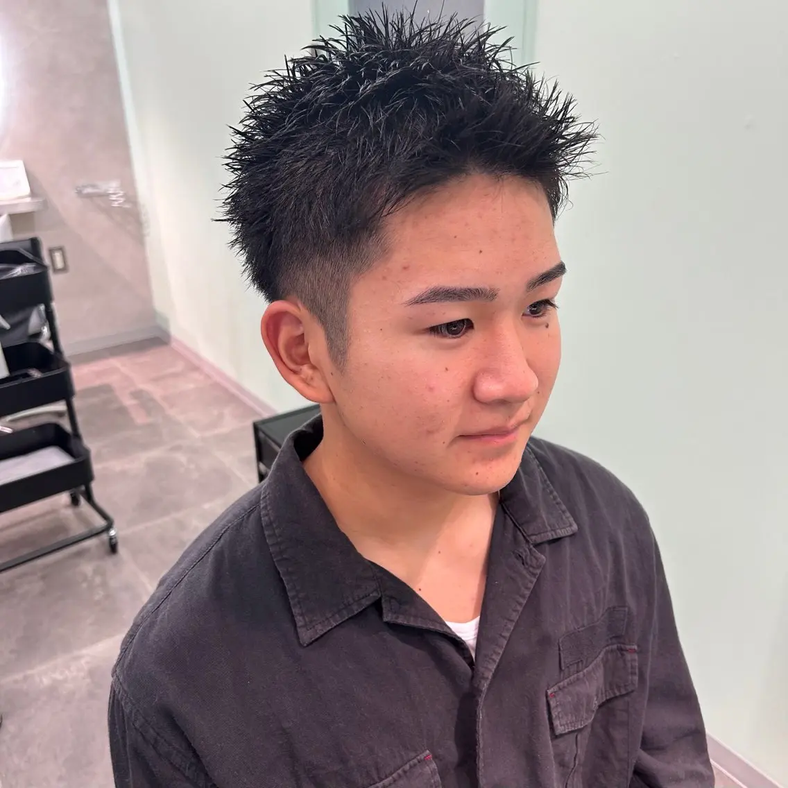 ショート メンズ メンズショート スパイキーショート ショートヘア メンズショート⚡️｜ 短髪をデザイン｜レオのヘアスタイル
