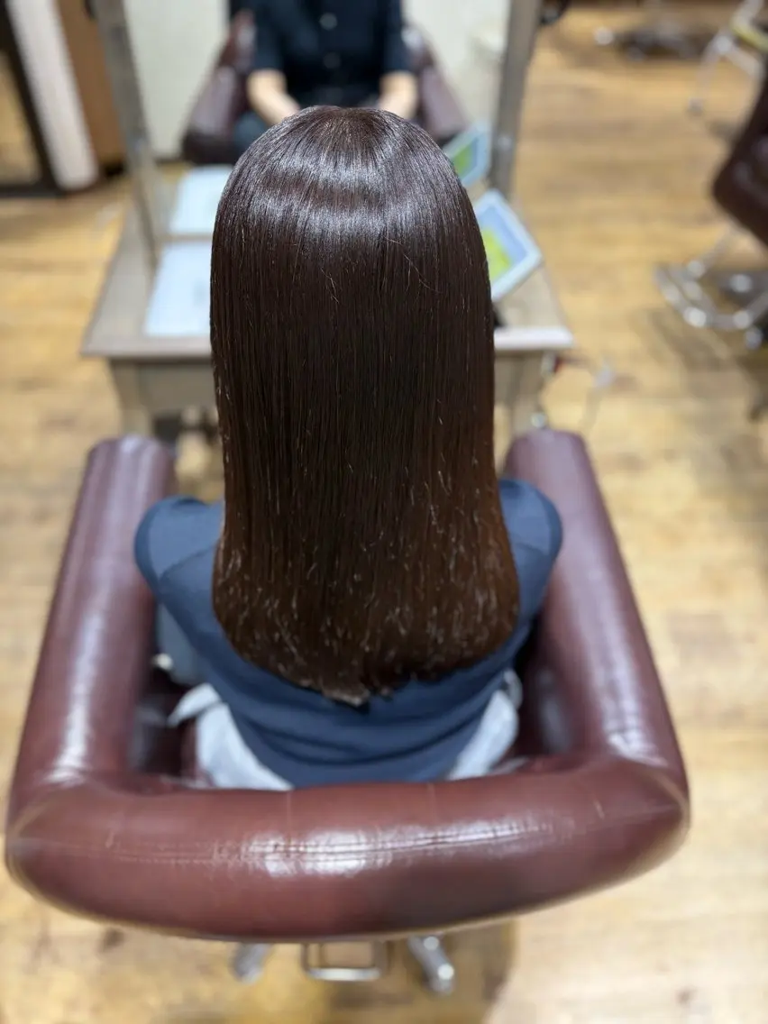 セミロング カット 縮毛矯正 原口 美樹のヘアスタイル
