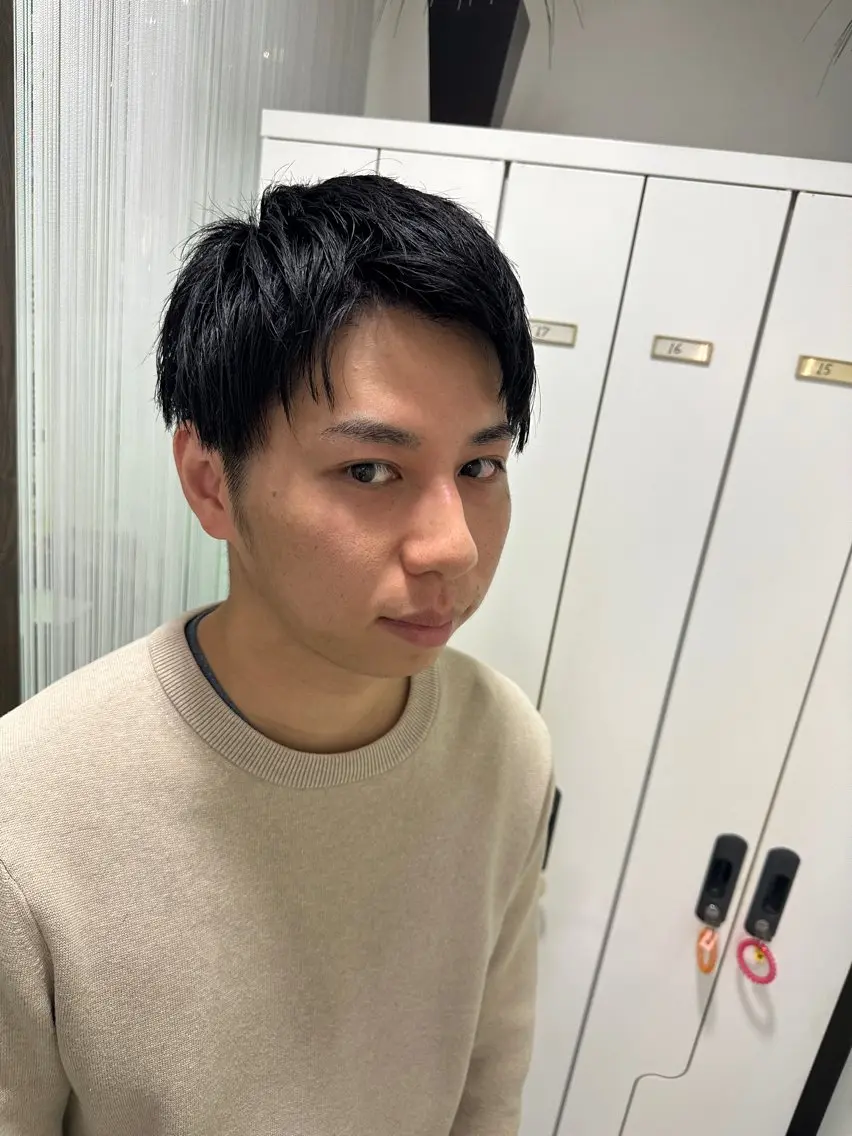 ショート 木曜日空きあり‼️ 艶々カラー🩷のヘアスタイル