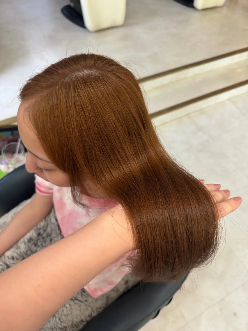 カラー ヘアカラー che'rie MIKUのヘアスタイル
