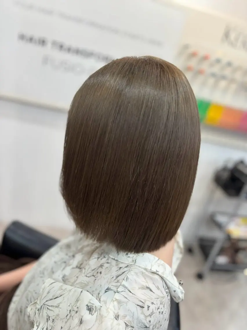 ショート カラー ブリーチ グレージュ カット ヘアカラー トリートメント 横浜/エクステ特化× 艶カラー/あいかのヘアスタイル