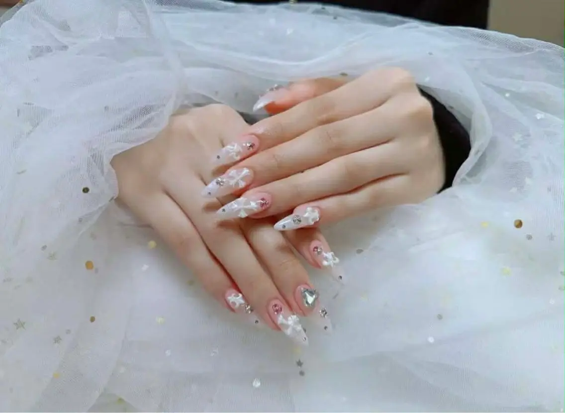 ネイル ハンドネイル REI NAIL1のネイルデザイン