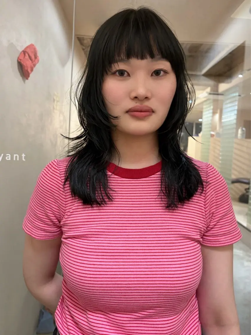 セミロング レイヤーカット カット ヘアカラー 渡部 真世のヘアスタイル
