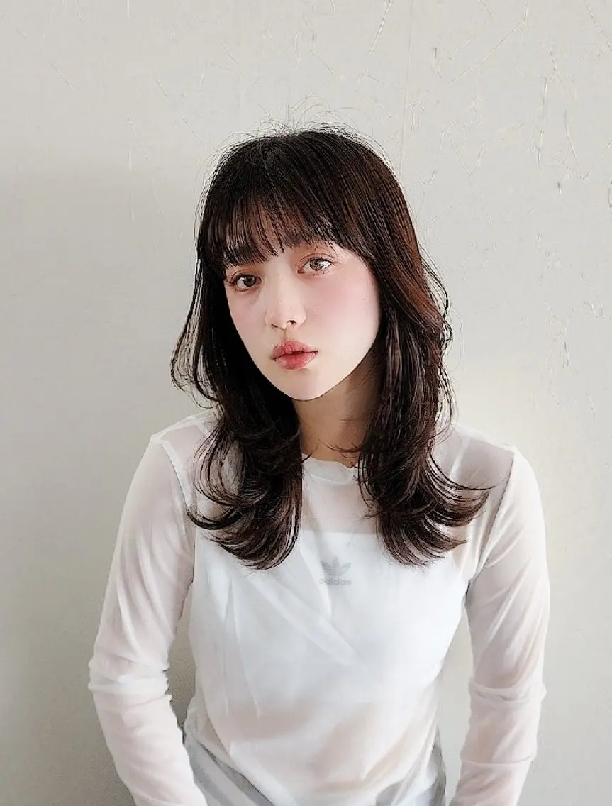 セミロング カラー レイヤーカット 外ハネヘア ウルフカット ウルフレイヤー カット ヘアカラー レイヤーカット/ ウルフカット/大橋 のヘアスタイル
