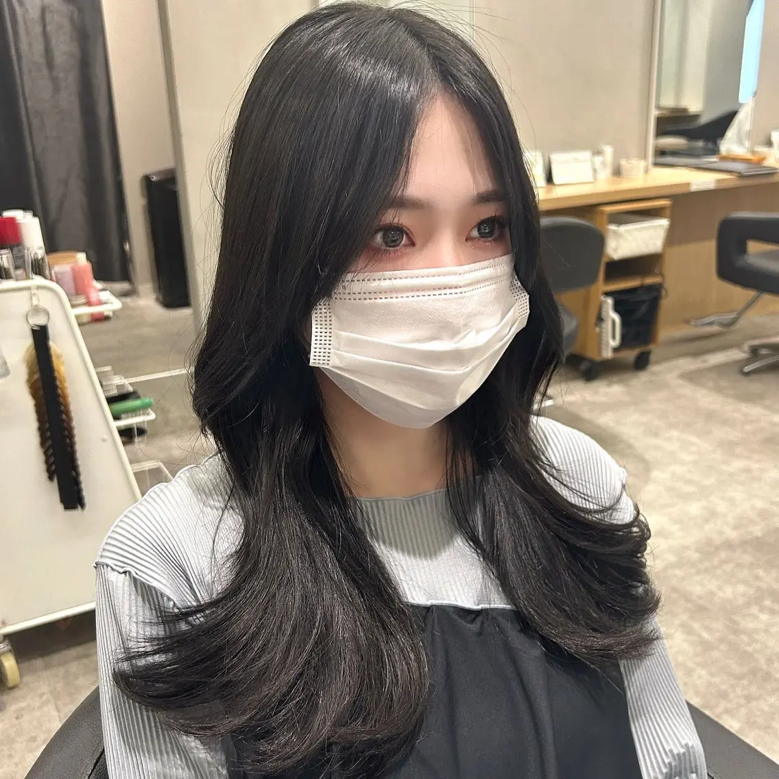 ロング カラー 黒髪 ブリーチ 透明感カラー ブリーチなしカラー 韓国風ヘア 韓国ヘア×レイヤー カット/上田丈也のヘアスタイル