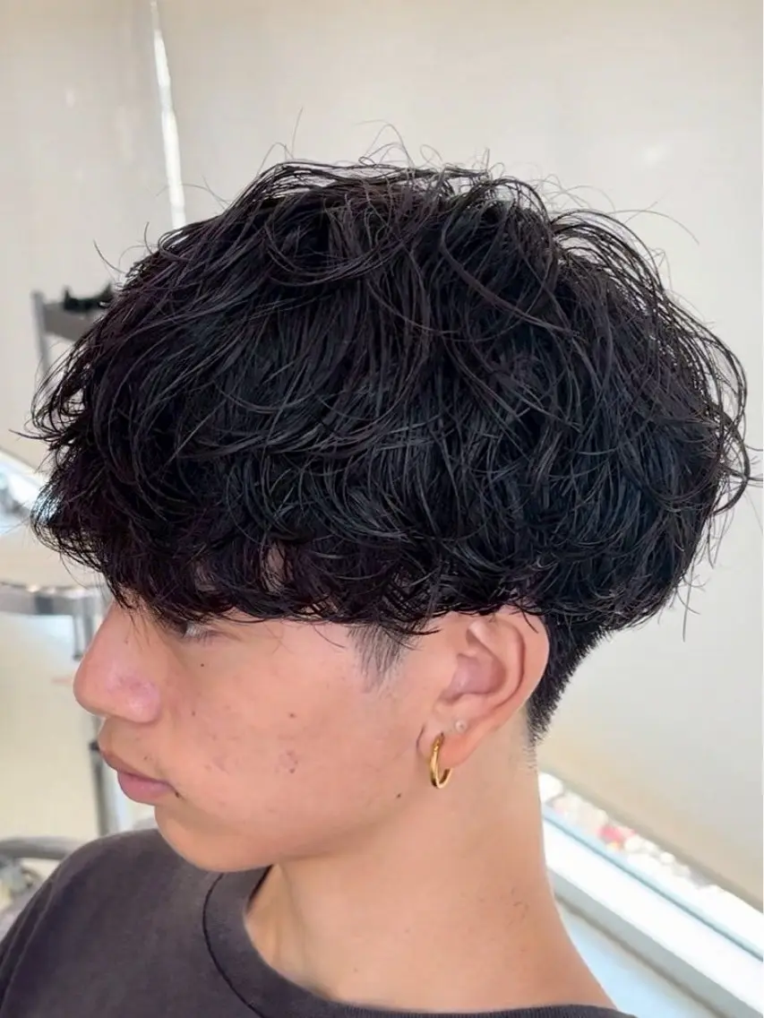 カラー パーマ メンズ カット パーマ fifthパーマ特化 ユウリのヘアスタイル
