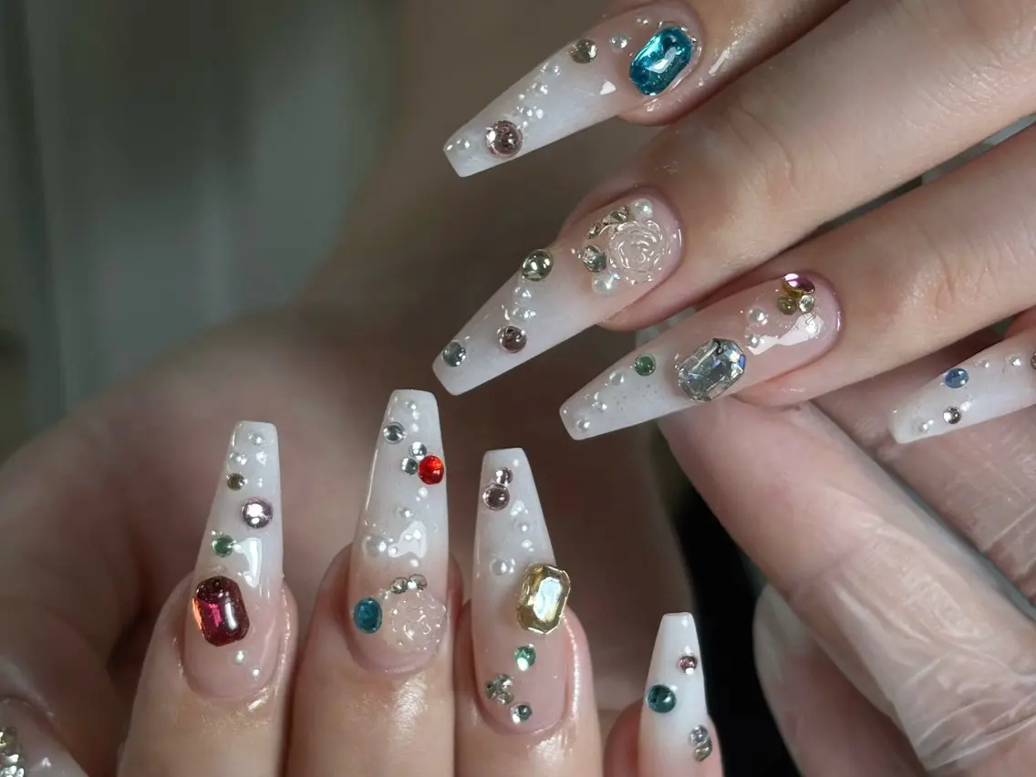ネイル フレンチネイル ジェルネイル 韓国ネイル マグネットネイル ニュアンスネイル ハンドネイル Sully Nail  Labのネイルデザイン