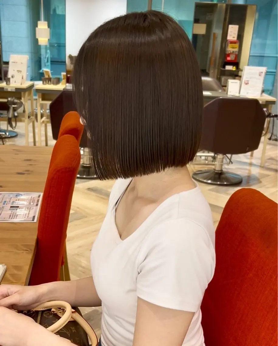 ショート ボブ カット 加納千華 /ボブ/ぱつっとボブのヘアスタイル
