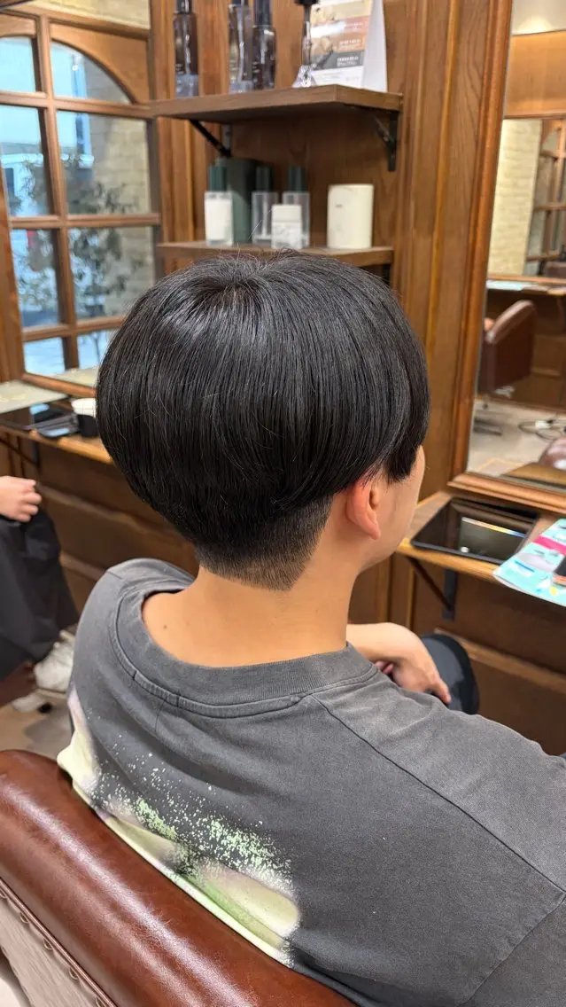 メンズ モネ｜CLUTCH メンズカットカラーのヘアスタイル
