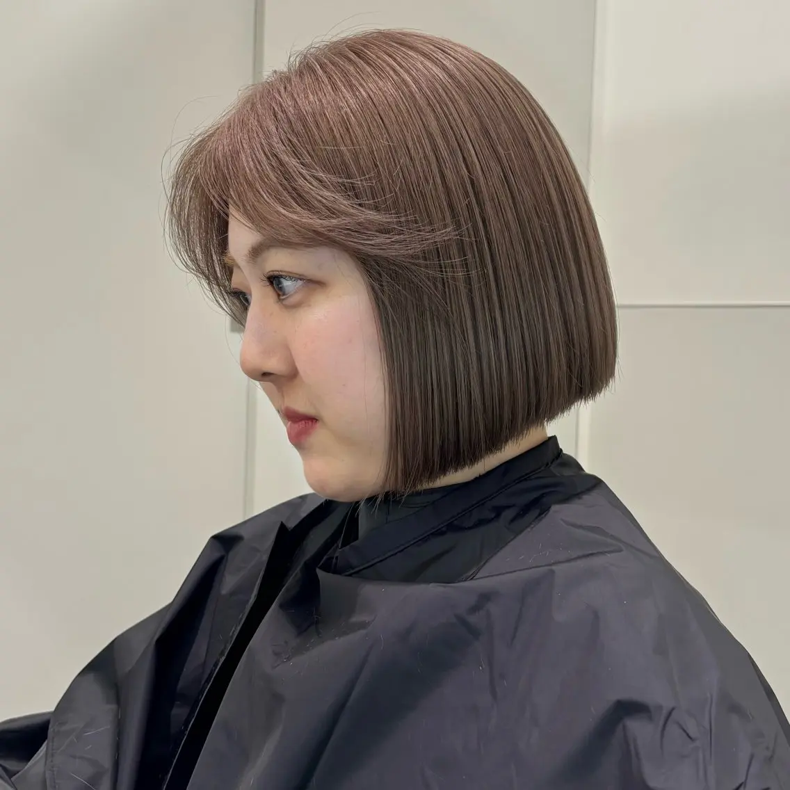 ショート カット ヘアカラー トリートメント 盛れる透明感カラー・ momokaのヘアスタイル