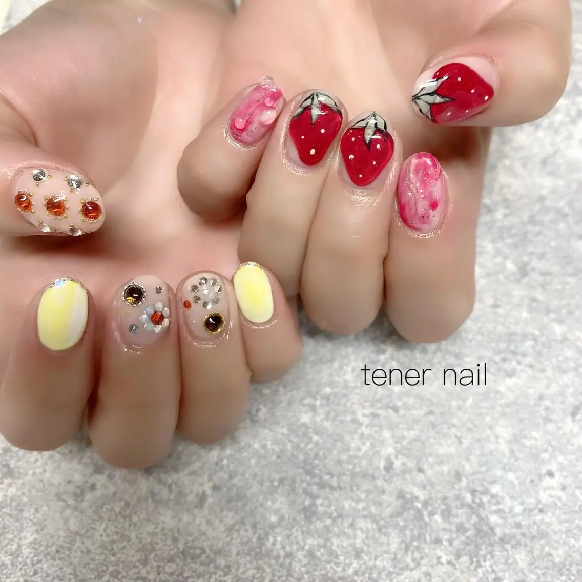 ネイル キラキラネイル テネルネイル tener nailのネイルデザイン