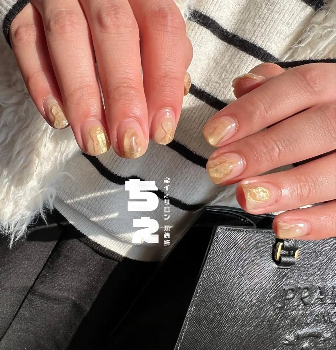 ネイル ニュアンスネイル シンプルネイル ハンドネイル nail salon CHEのネイルデザイン