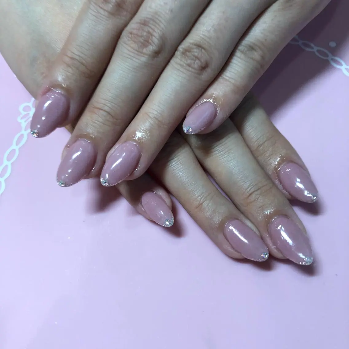 ショート ネイル ラメ(グリッター) ストーンネイル ハンドネイル 《LB》ラブリエ Nail&eyeのマツエク・マツパデザイン