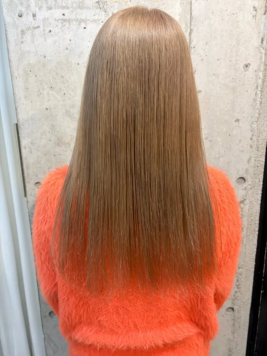 ロング カラー ベージュカラー ブリーチ ケアブリーチ ミルクティーベージュ ヘアカラー [lani ] konatsuのヘアスタイル