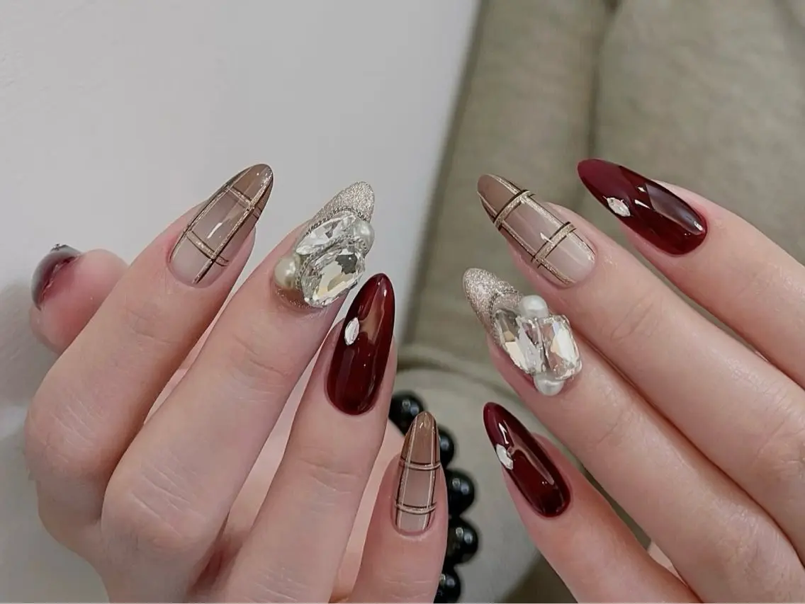 ネイル 長さ出し フットネイル フレンチネイル ジェルネイル 韓国ネイル ハンドネイル ハンドケア Nova Nail Nambaのネイルデザイン