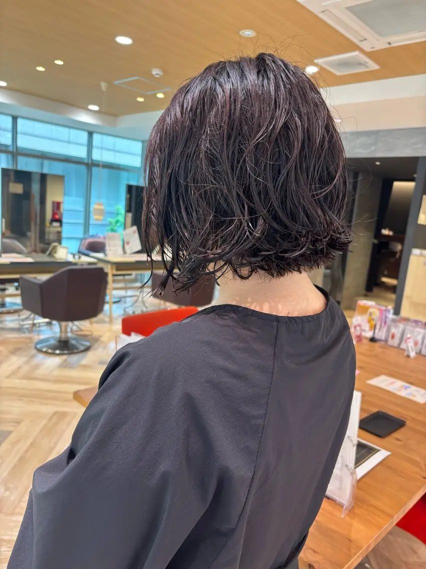 ショート パーマ ボブ カット パーマ ゆい/パーマ/レイヤ ー/似合わせカラーのヘアスタイル