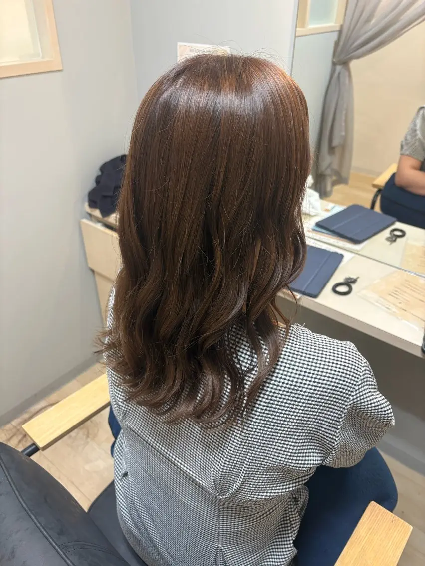 ミディアム レイヤーカット ERII /伏見 カットモデル募集中！のヘアスタイル