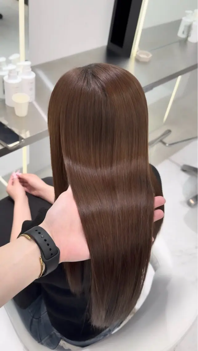 セミロング カット 縮毛矯正 トリートメント MAKOTO／縮毛 矯正／梅田／茶屋町のヘアスタイル