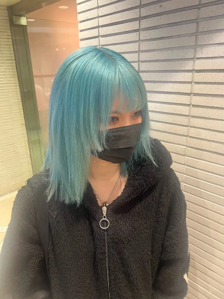 ミディアム カラー ブリーチ ハイトーン/うる艶 カラー Mioのヘアスタイル