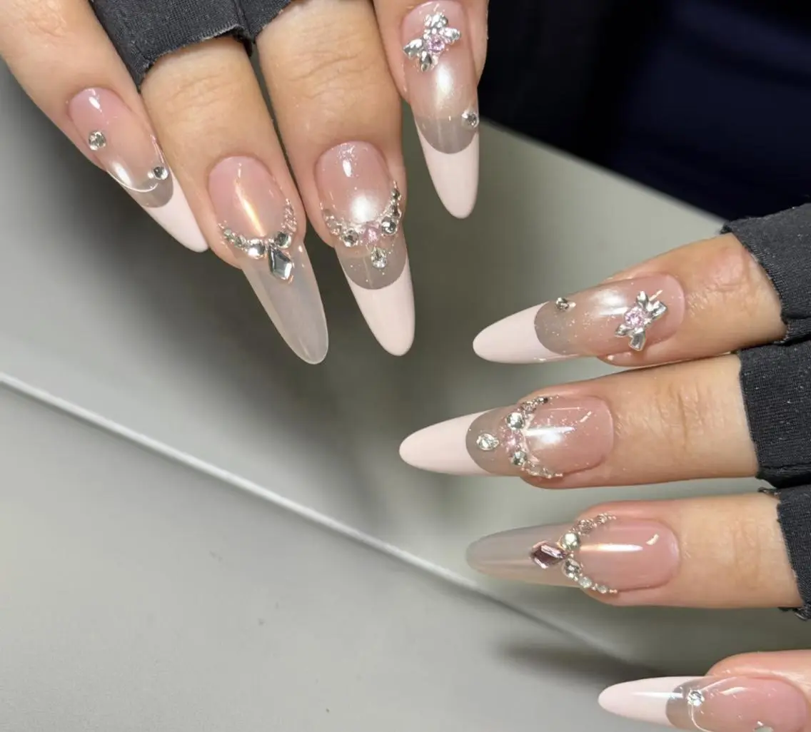ネイル ハンドネイル 🎀 UU_nailのネイルデザイン