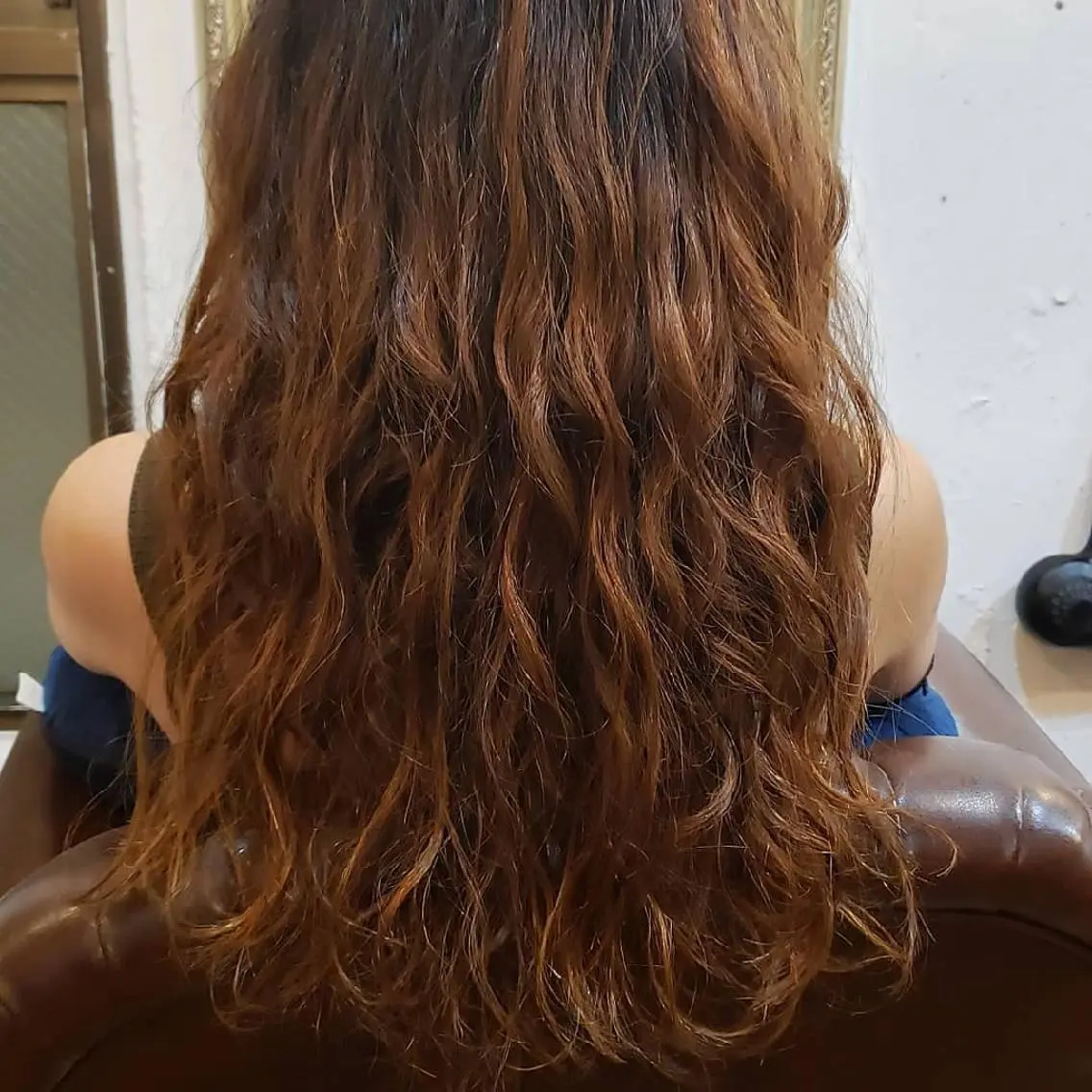 ロング 饒平名 知也のヘアスタイル