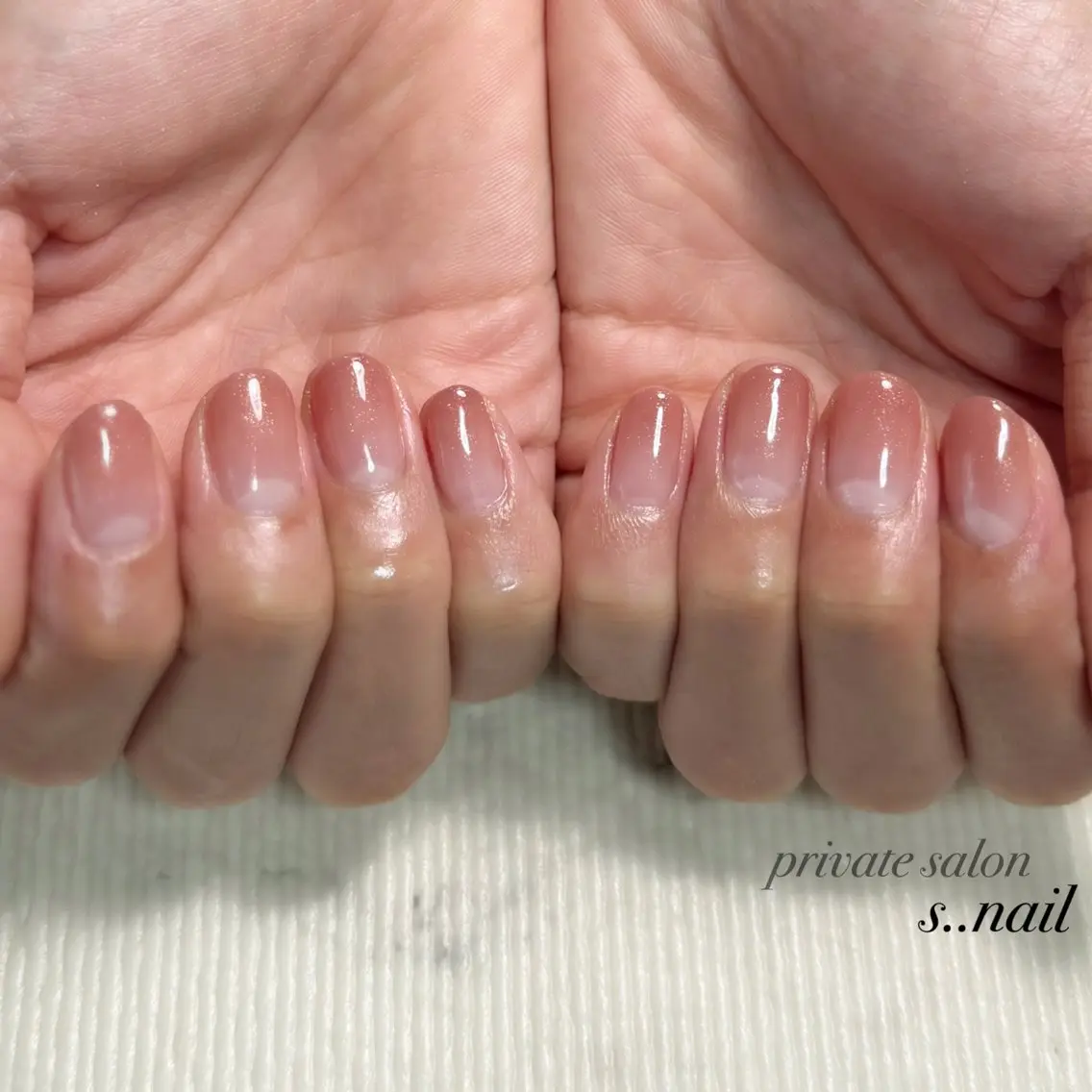 ネイル グラデーション ラメ(グリッター) ハンドネイル フットネイル s..nail / MORITAのネイルデザイン