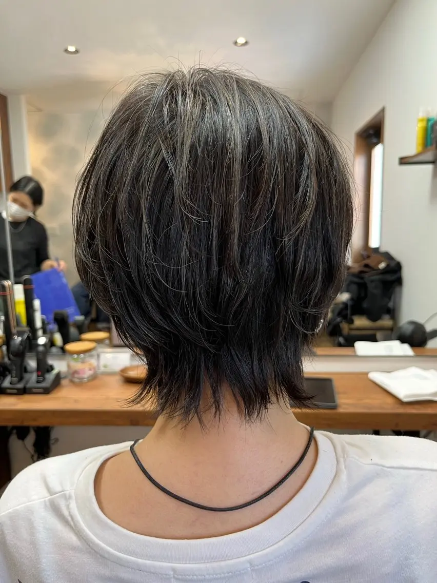 ショート ショートレイヤー レイヤーカット ショートヘア ヘア＆ネイル＆アイ サロンパルヨンのマツエク・マツパデザイン
