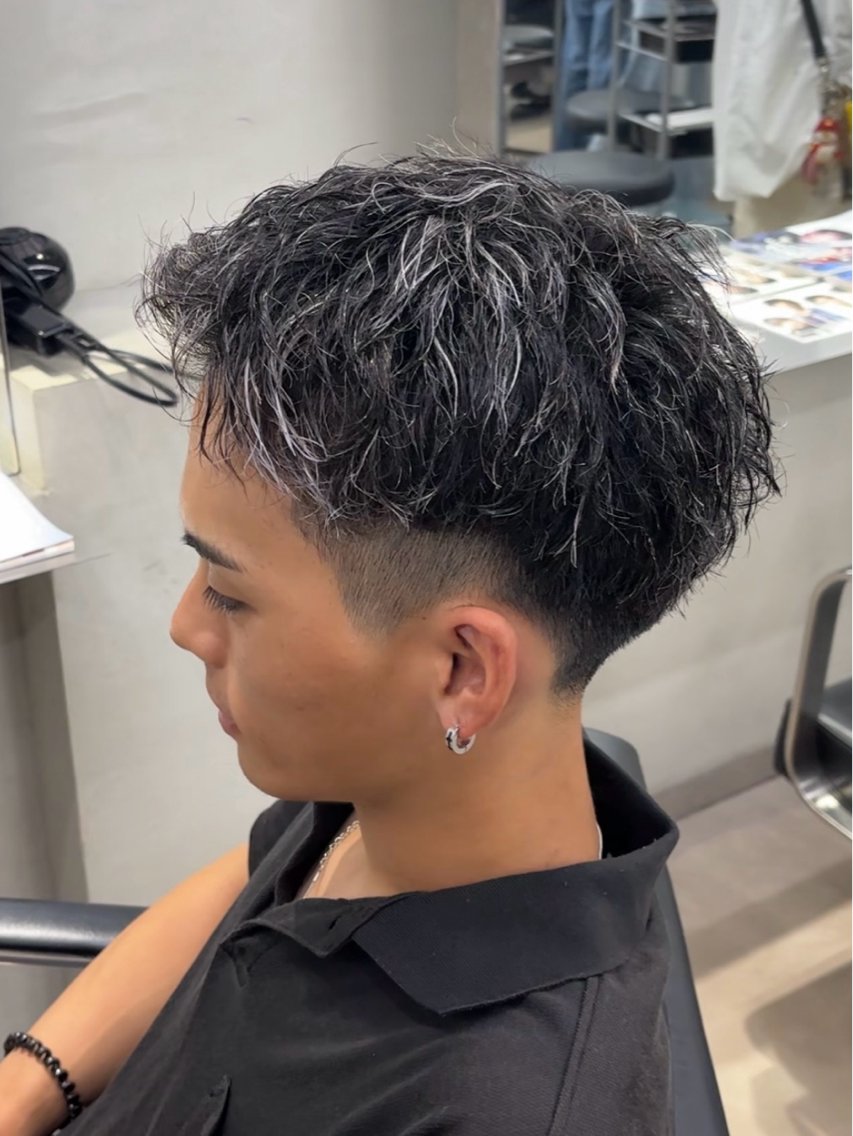 ショート カット ヘアカラー メンズ特化LIBER 山口あこのヘアスタイル