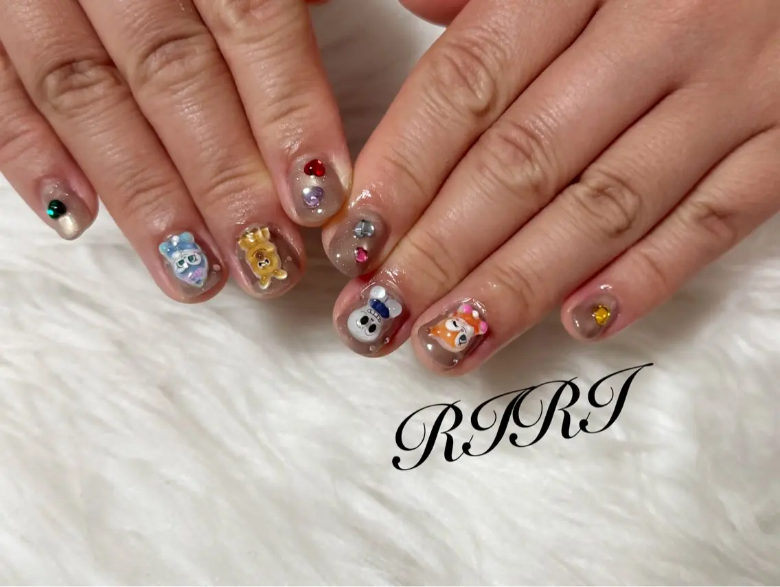 ネイル フットネイル ジェルネイル キラキラネイル マグネットネイル ピンク ハンドネイル riri オーナーのネイルデザイン