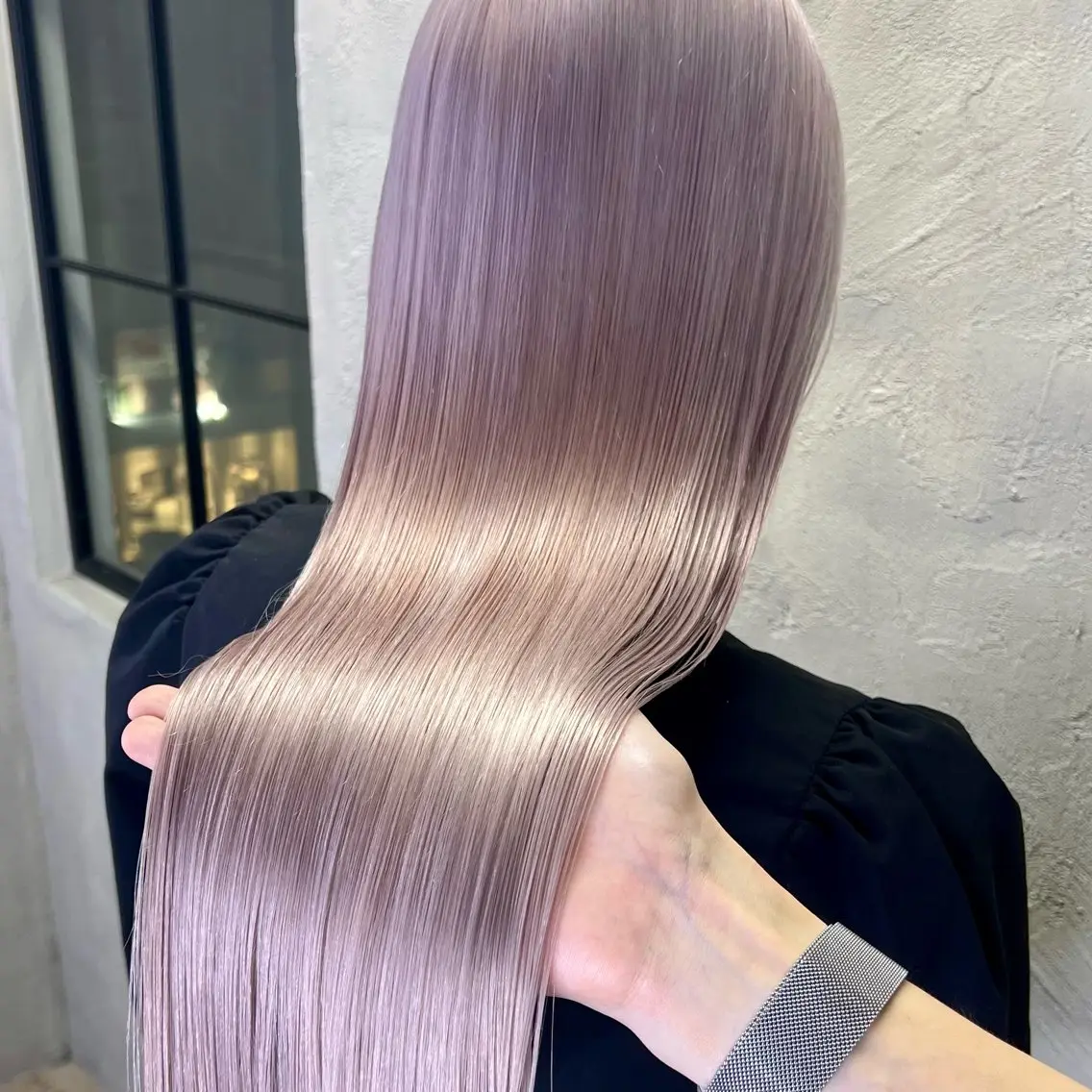 ロング ヘアカラー 🫧艶ブリーチ イッキのヘアスタイル